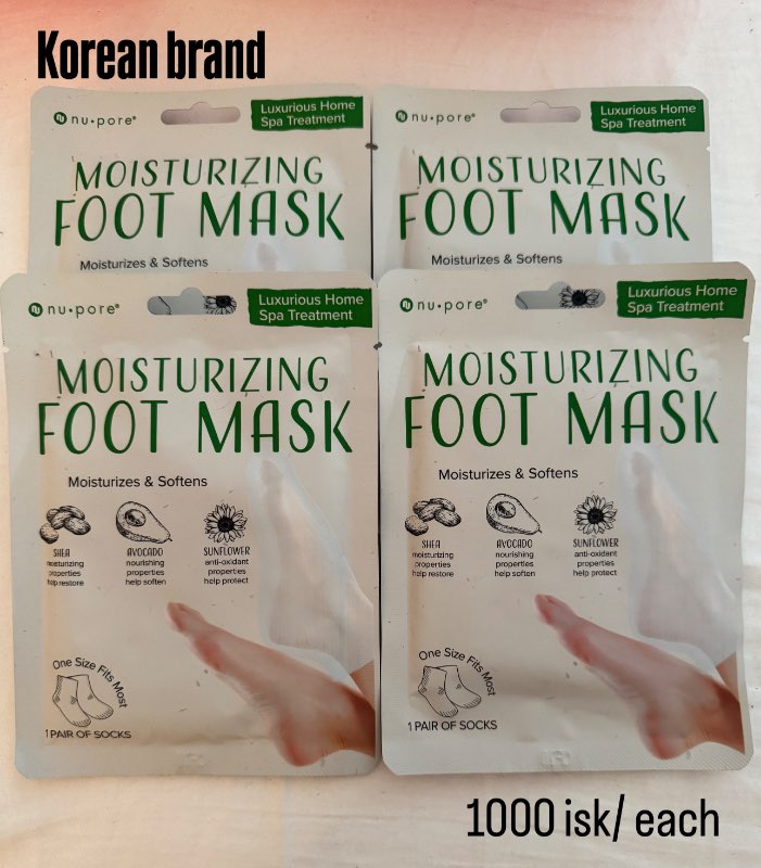 Nu-pore moisturizing foot mask