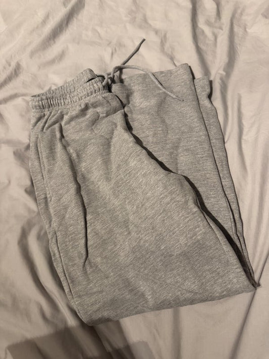 Gráar PLT jogging buxur