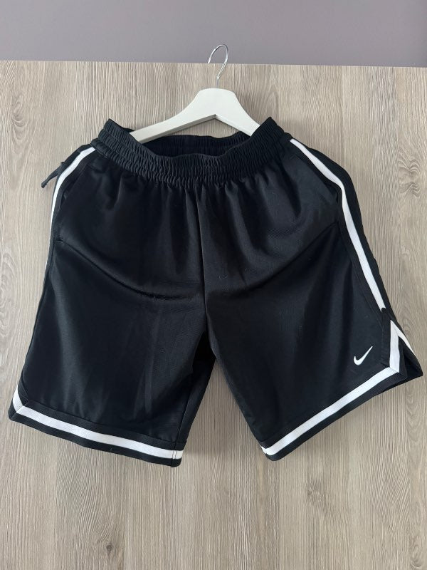 Nike stuttbuxur