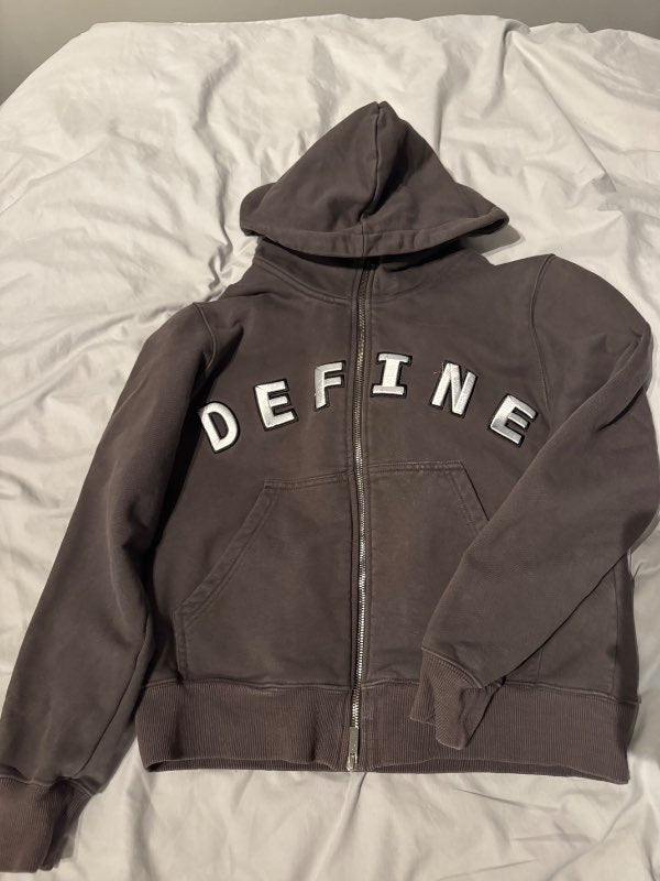 Define The Line peysa