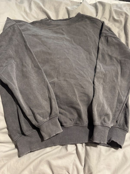 Pull&bear grá crewneck peysa