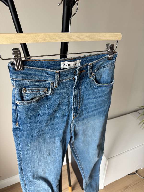 Zara blue jeans