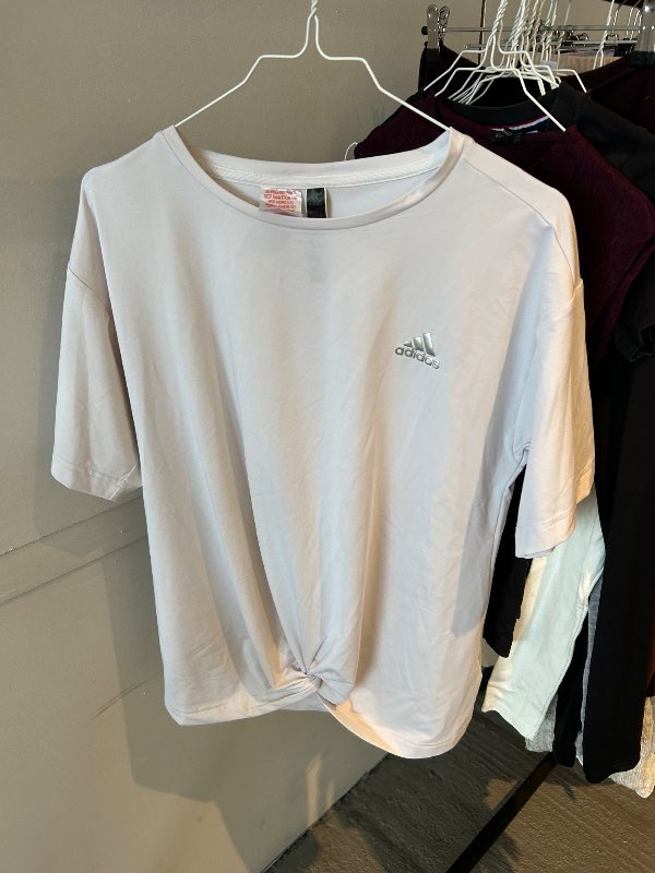 Adidas bolur