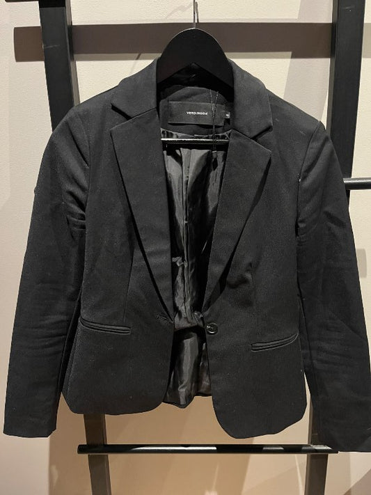 Jakki svartur - vero moda