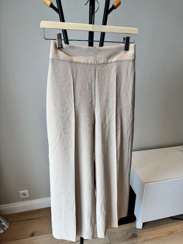 Zara beige buxur