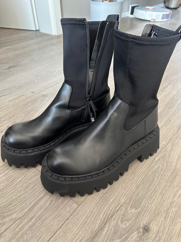 Zara boots
