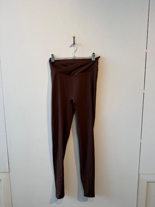 Brúnar æfingabuxur ónotaðar