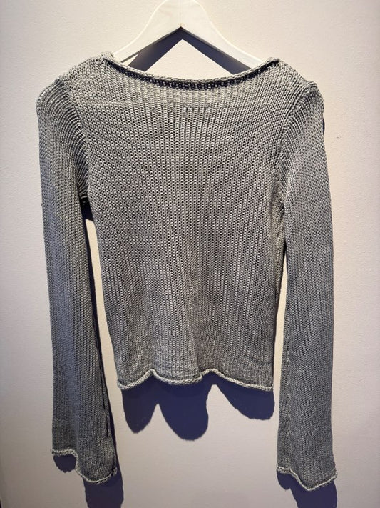 Ljósgrá boatneck peysa