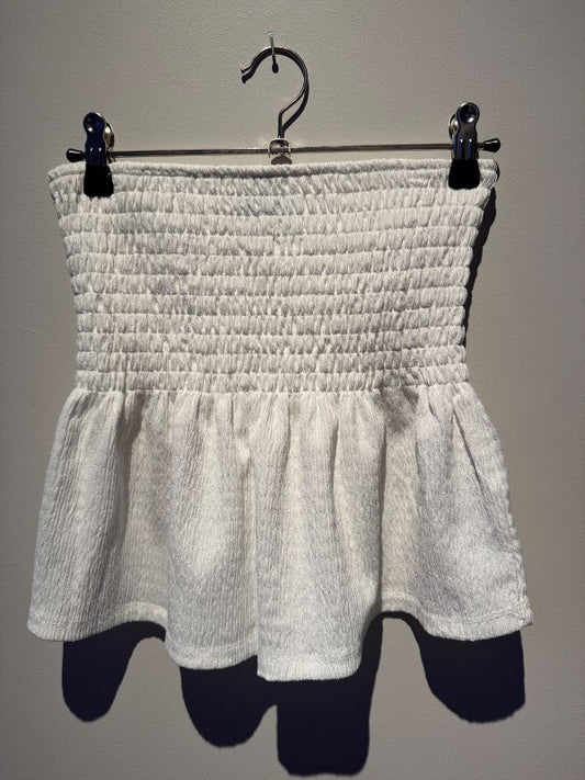 Ermalaus hvítur toppur