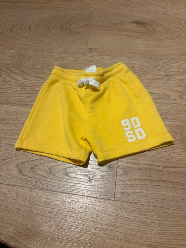 Zara gular stuttbuxur