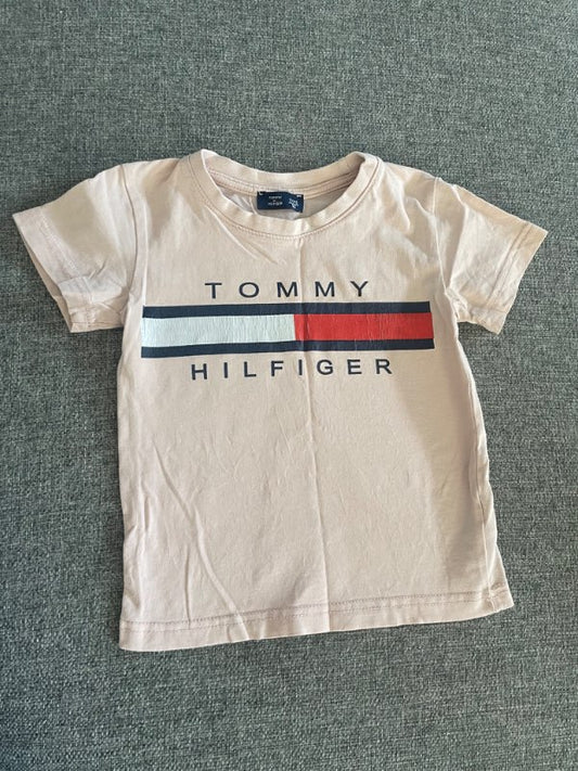 Tommy Hilfiger bolur