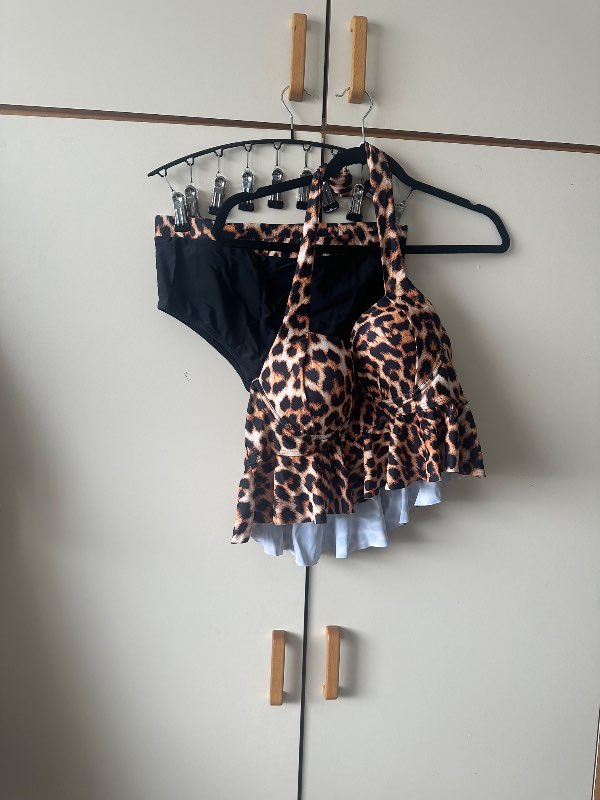 Leopard bikini