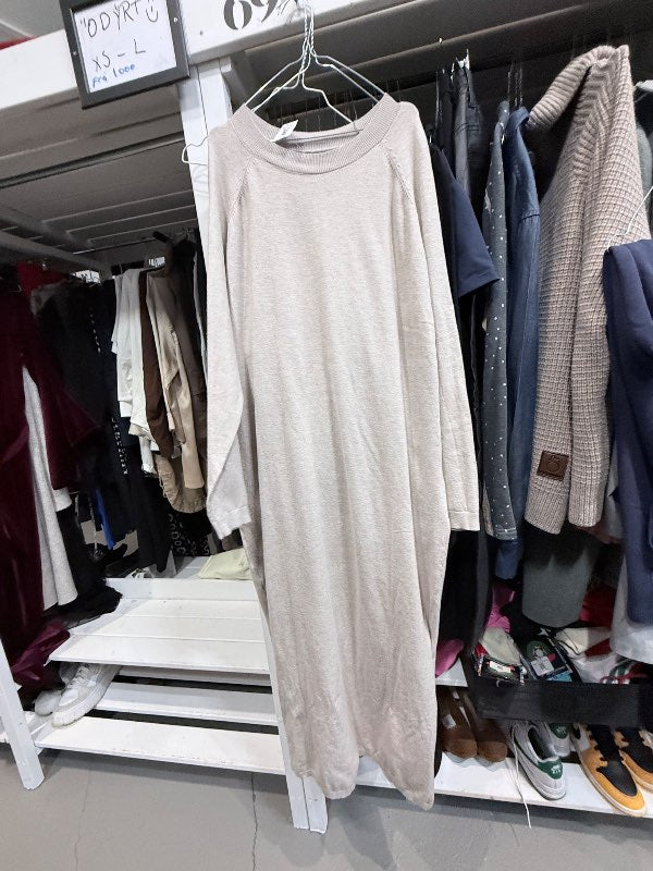 Mango beige kjóll