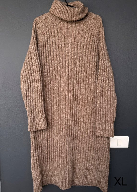 Peysukjóll H&M