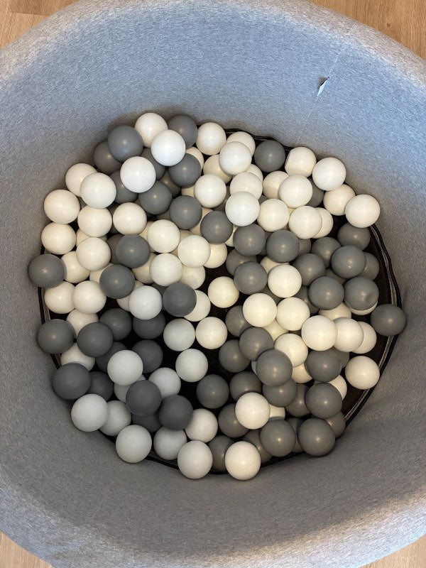 Ball pool