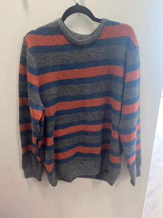 B.Röndótt peysa M&S