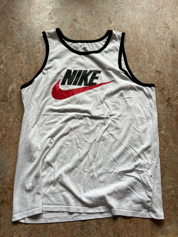 T-shirt Nike