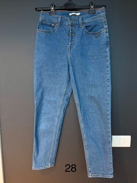 Gallabuxur Levi’s 28