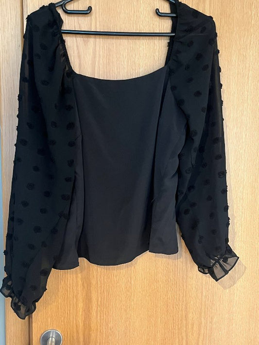 B.Dorothy perkins peysa