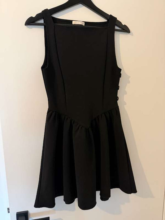 Zara svartur peplum kjóll