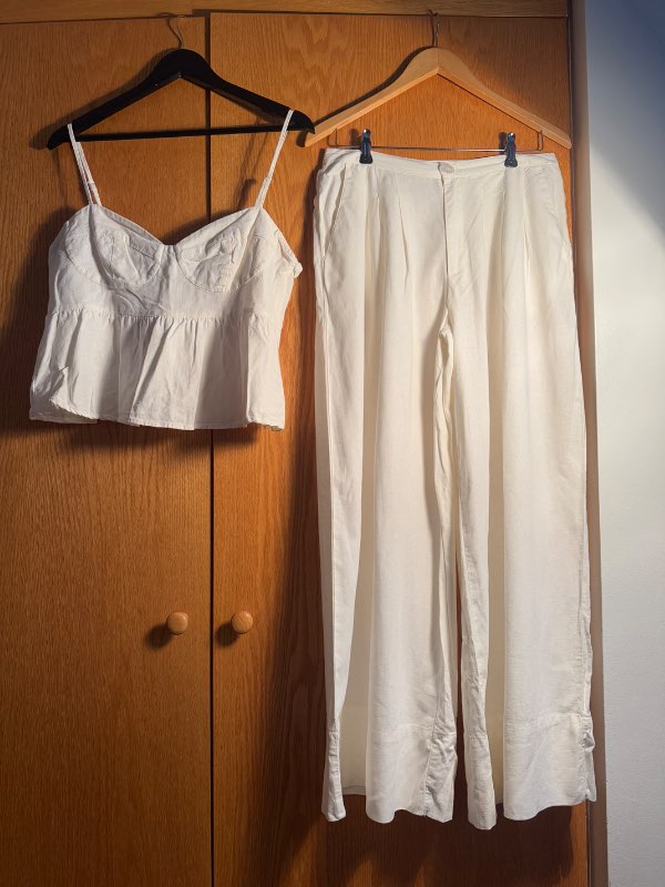 Divided Linen wide leg pants