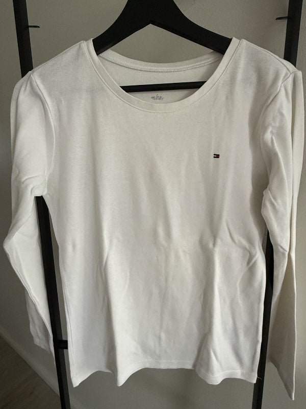 TOMMY HILFIGER   white blouse