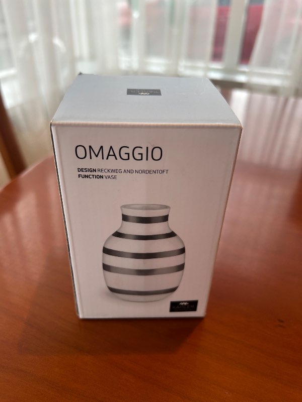 Omaggio vasi