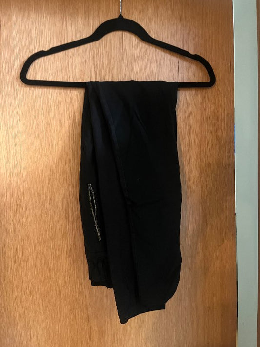 V.Kaffe buxur svartar