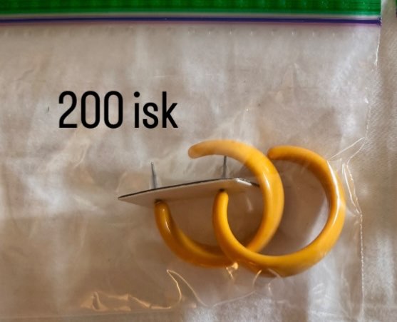 Yellow / gold Earrings