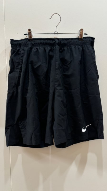 Stuttbuxur NIKE