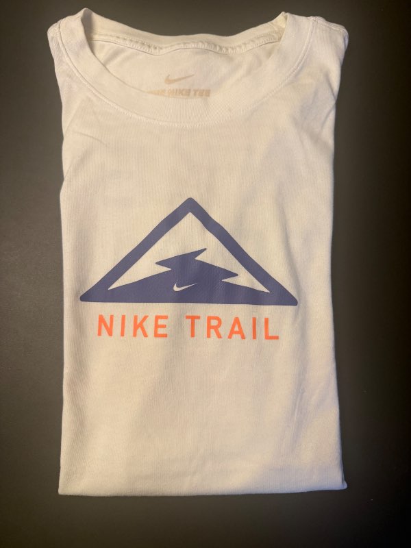 Nike bolur