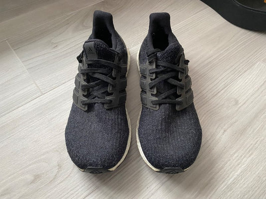 Ultra Boost Adidas skór