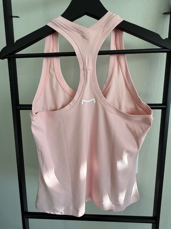 Metta pinkvt-shirt