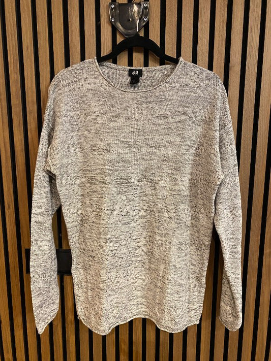 H&M grey sweater