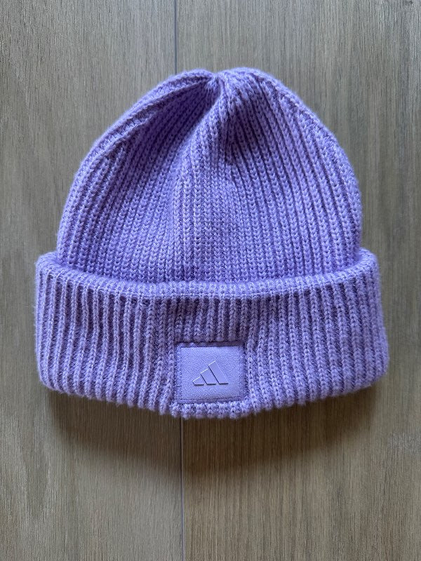 Adidas lilac new hat