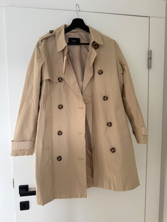 Trench coat