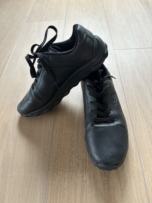 Leather shoes 38