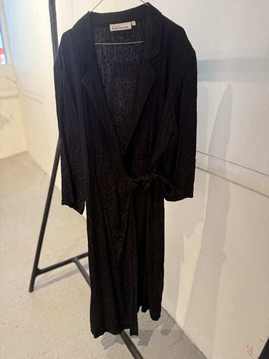 Karen by simonsen kjóll