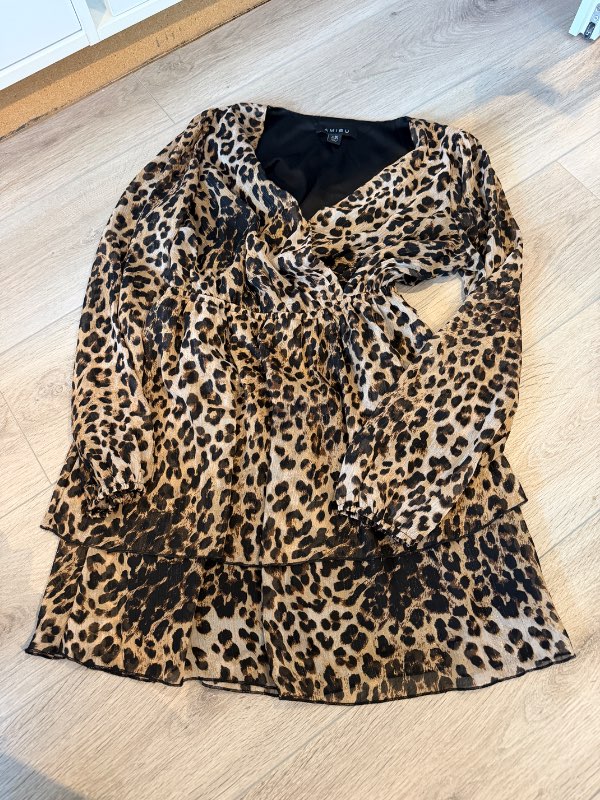 Leopard kjóll stuttur