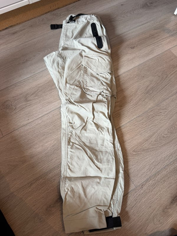 66 Laugarvegur buxur ljósar
