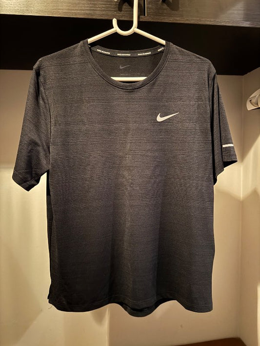 Nike Íþróttabolur