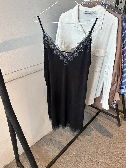 Rosemunde síður hlýrabolur