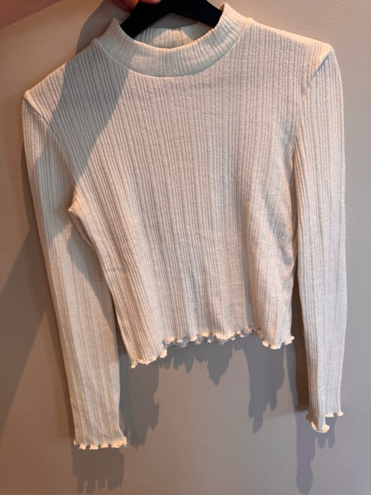 Bershka hvítur síðermabolur