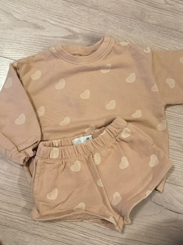 Zara set hjörtu 3-4 ár