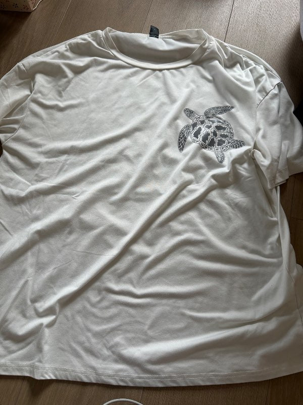 Turtle white tshirt