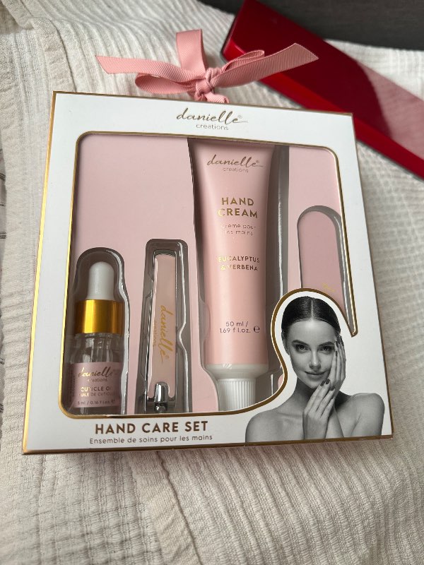 Hand care set