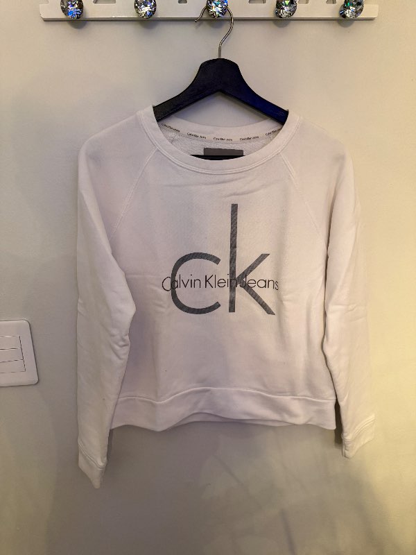 CALVIN KLEIN JEANS  WHITE SWEATSHIRT