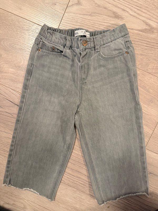 Gráar jeans buxur Zara 2-3 ár