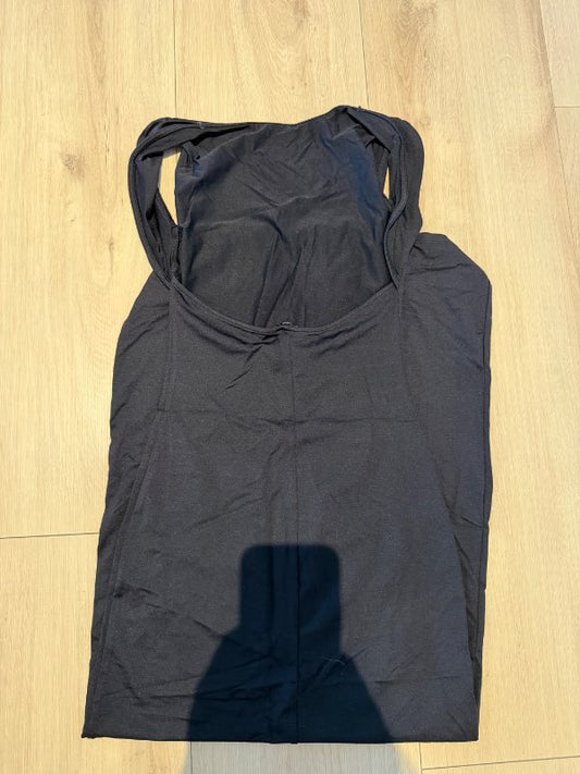 Stradivarius open back kjoll