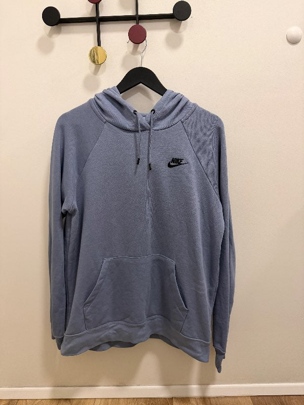 Nike hettupeysa